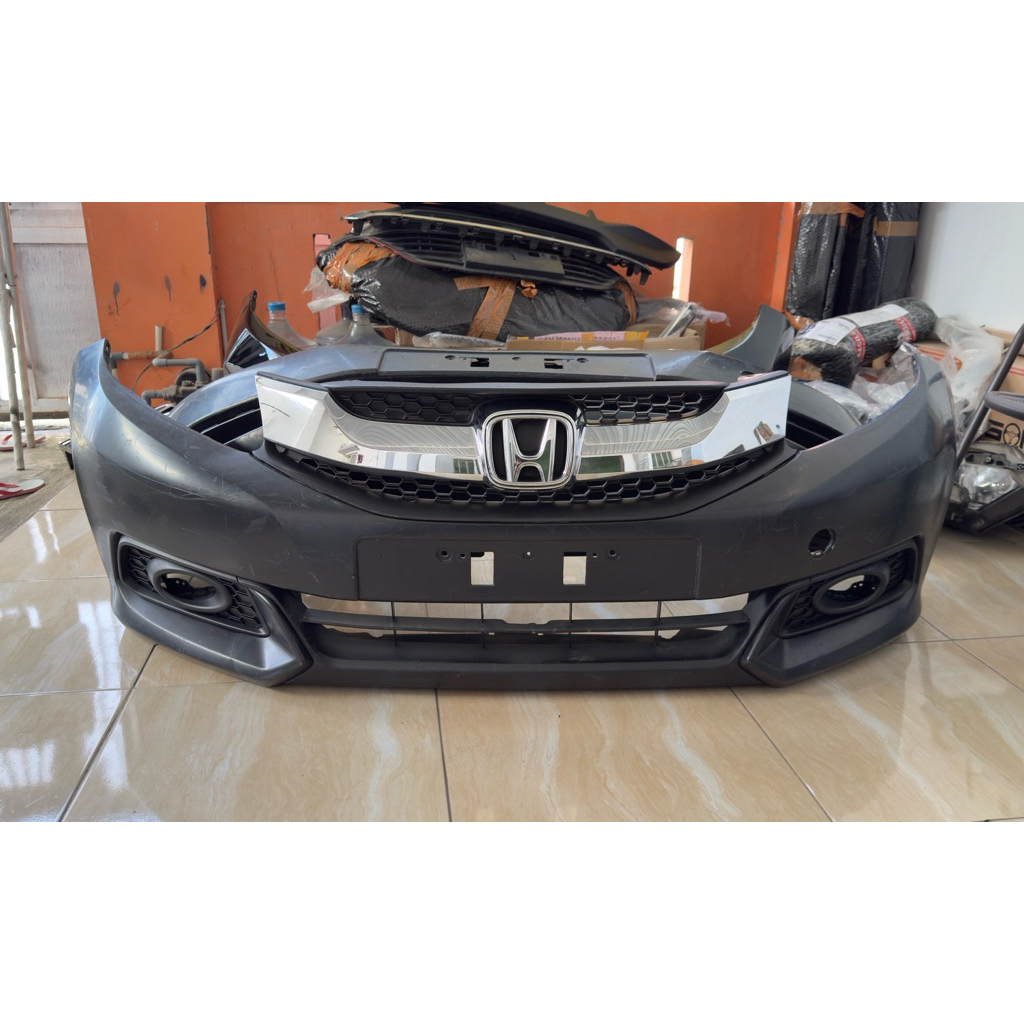 bumper depan mobilio E lama