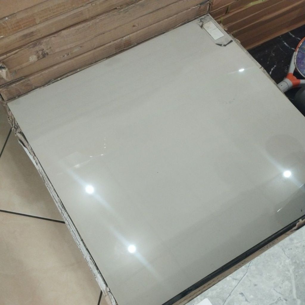 granit lantai cove type london ukuran 60/60kw1