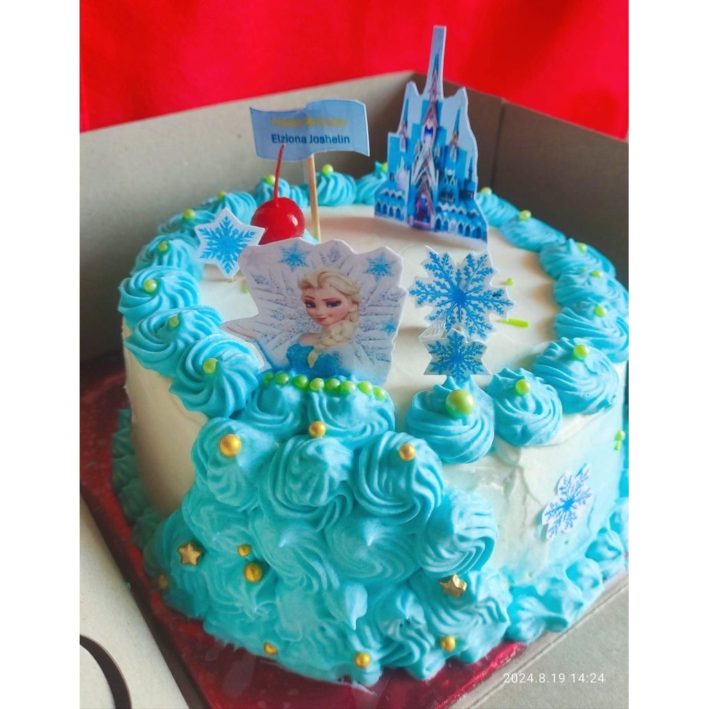 

Custom Karakter Birthday Cake