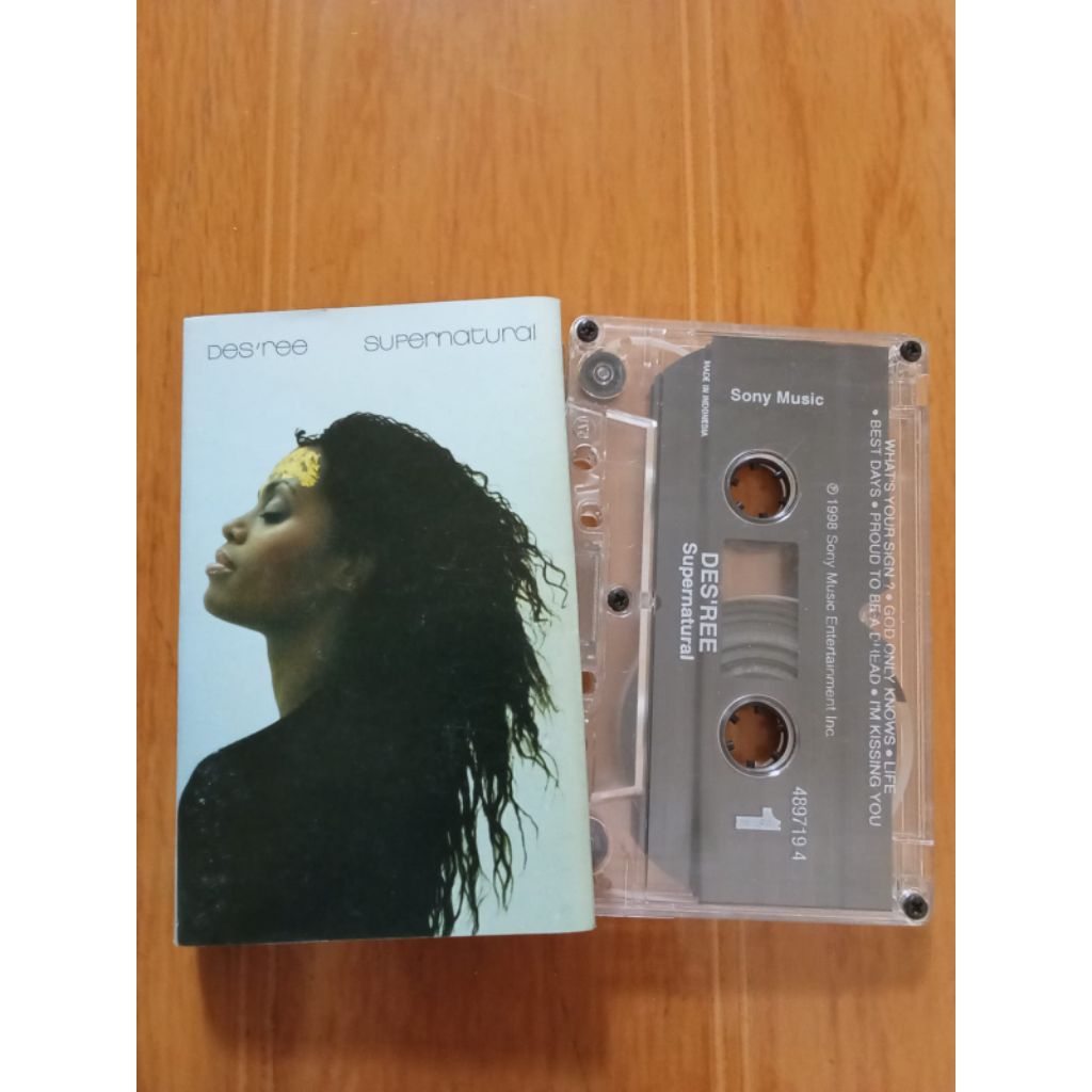 kaset pita desree - supernatural