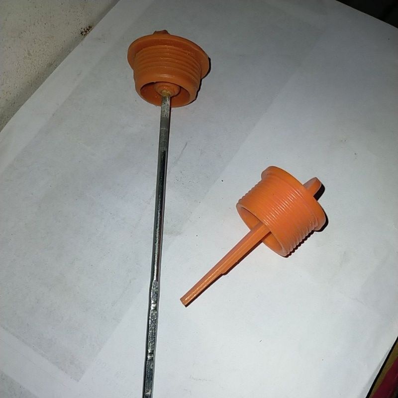 OIL DIPSTIK . STIK OLI YANMAR . TF78 TF85 TS105. TUTUP OLI MESIN YANMAR. COLOK OLI MESIN YANMAR