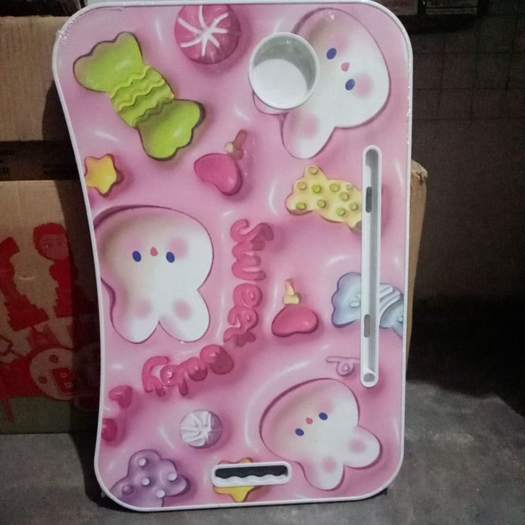 Meja belajar lipat besar