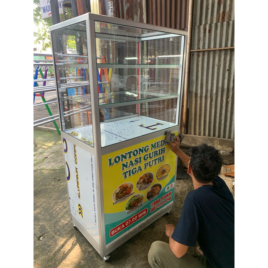 Booth Etalase Gerobak Lontong Medan