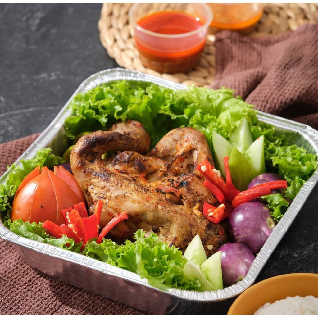 

Ayam Bakar Taliwang Lengkap