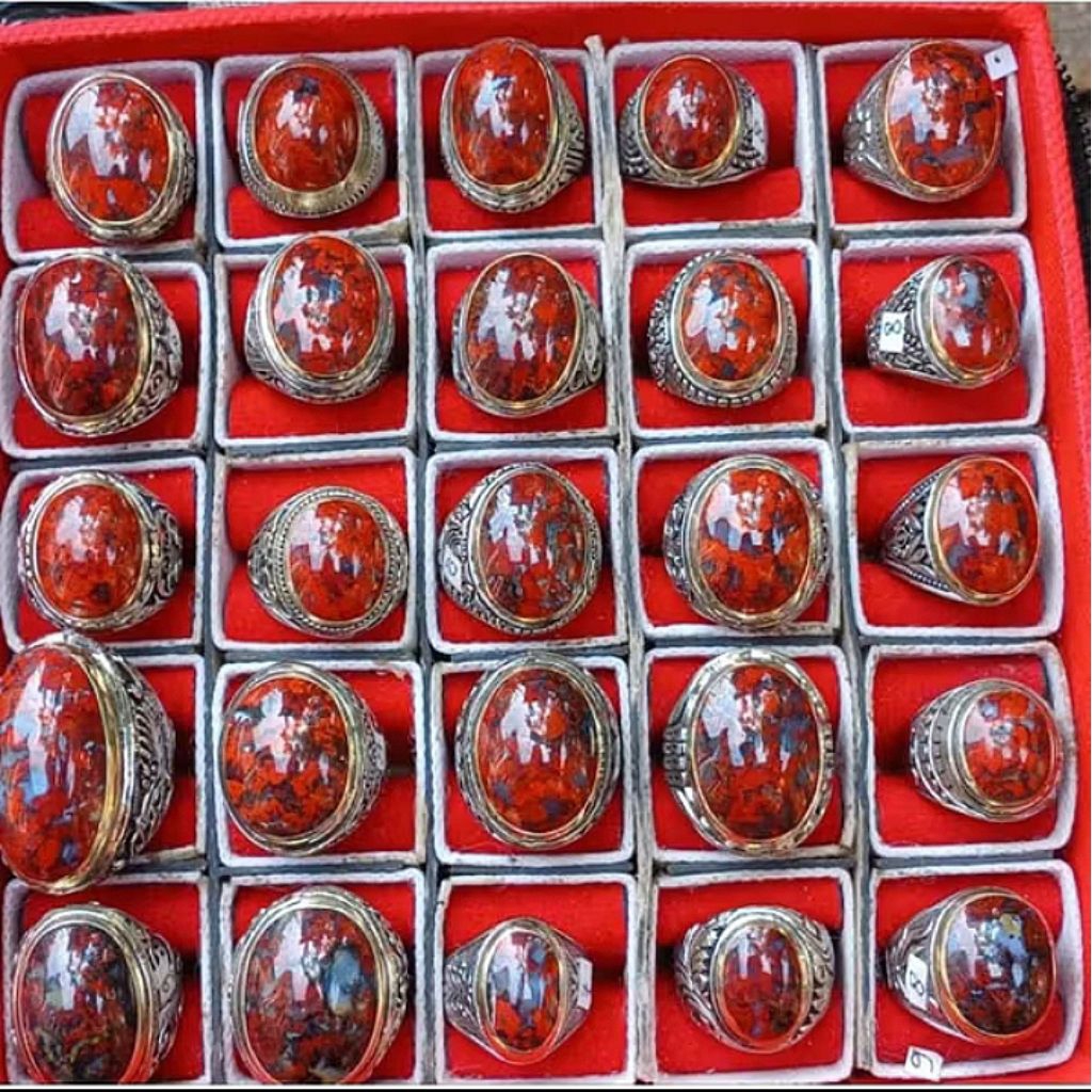 CINCIN BATU BADAR BESI MERAH CABE NATURAL ALAM