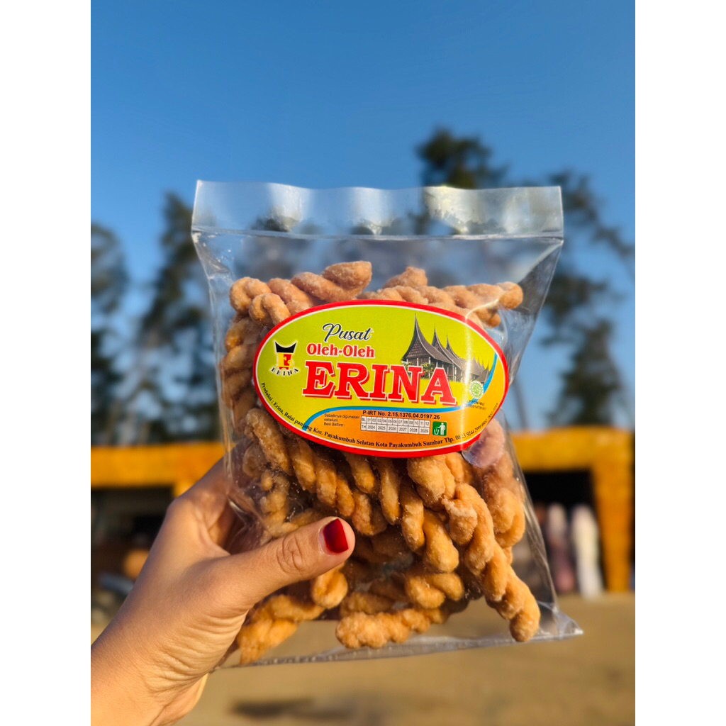 

kue pilin erina khas minangkabau