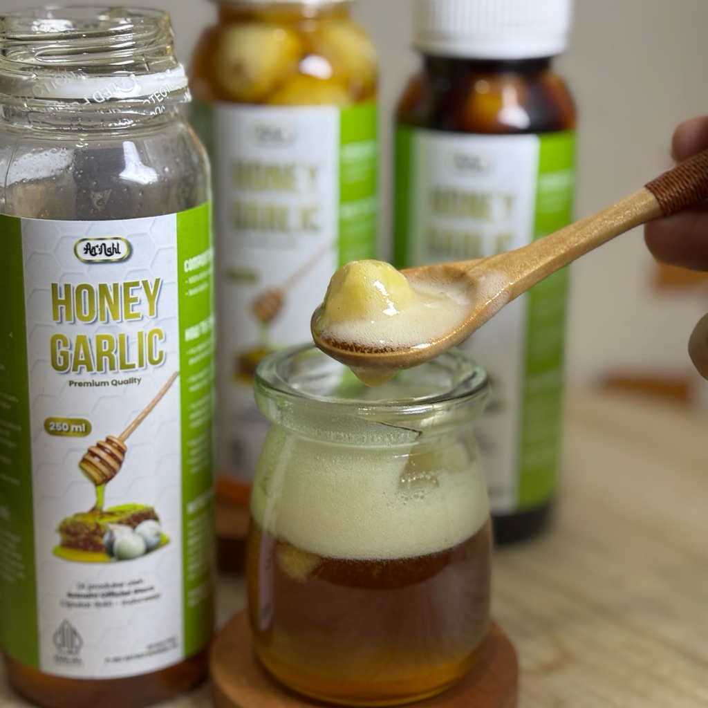 

Garlic Honey Bawang Tunggal Madu 250ml/325gr Premium Quality by annahl