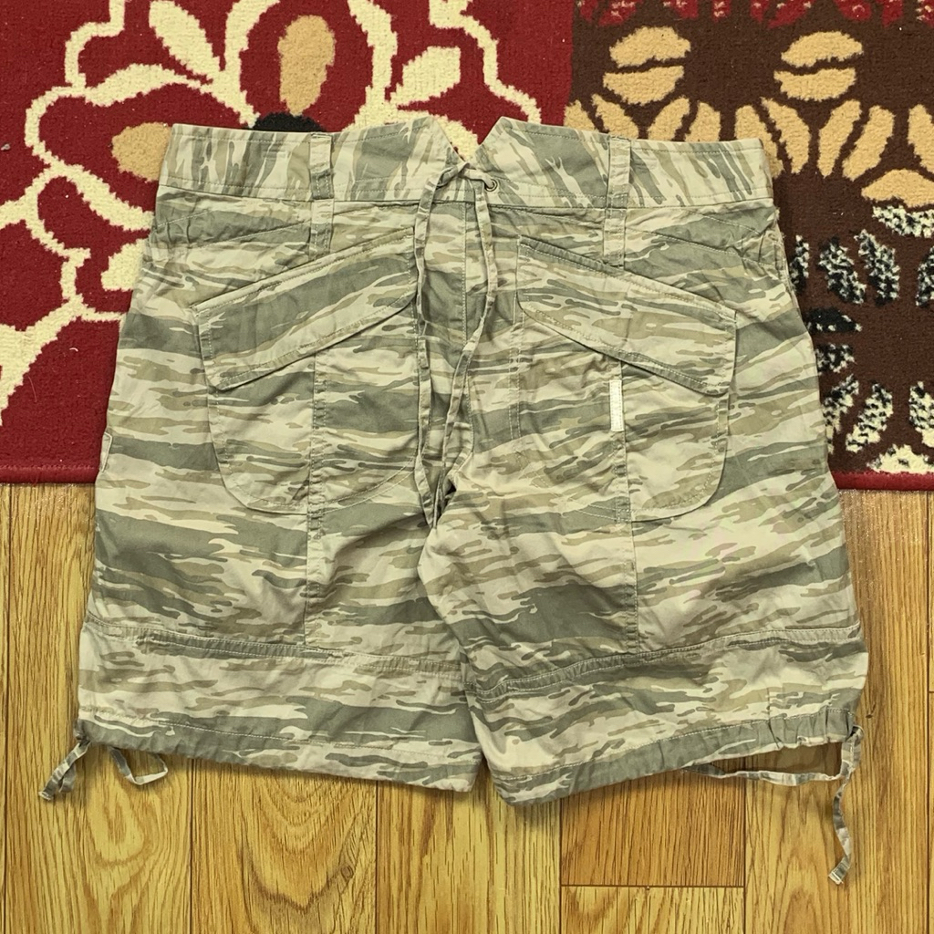 ARMANI CAMOUFLAGE CARGO PANTS SIZE 32 | SHORTPANTS CARGO CAMO ARMANI  | ARMANI  SHORTPANTS | ARMANI 