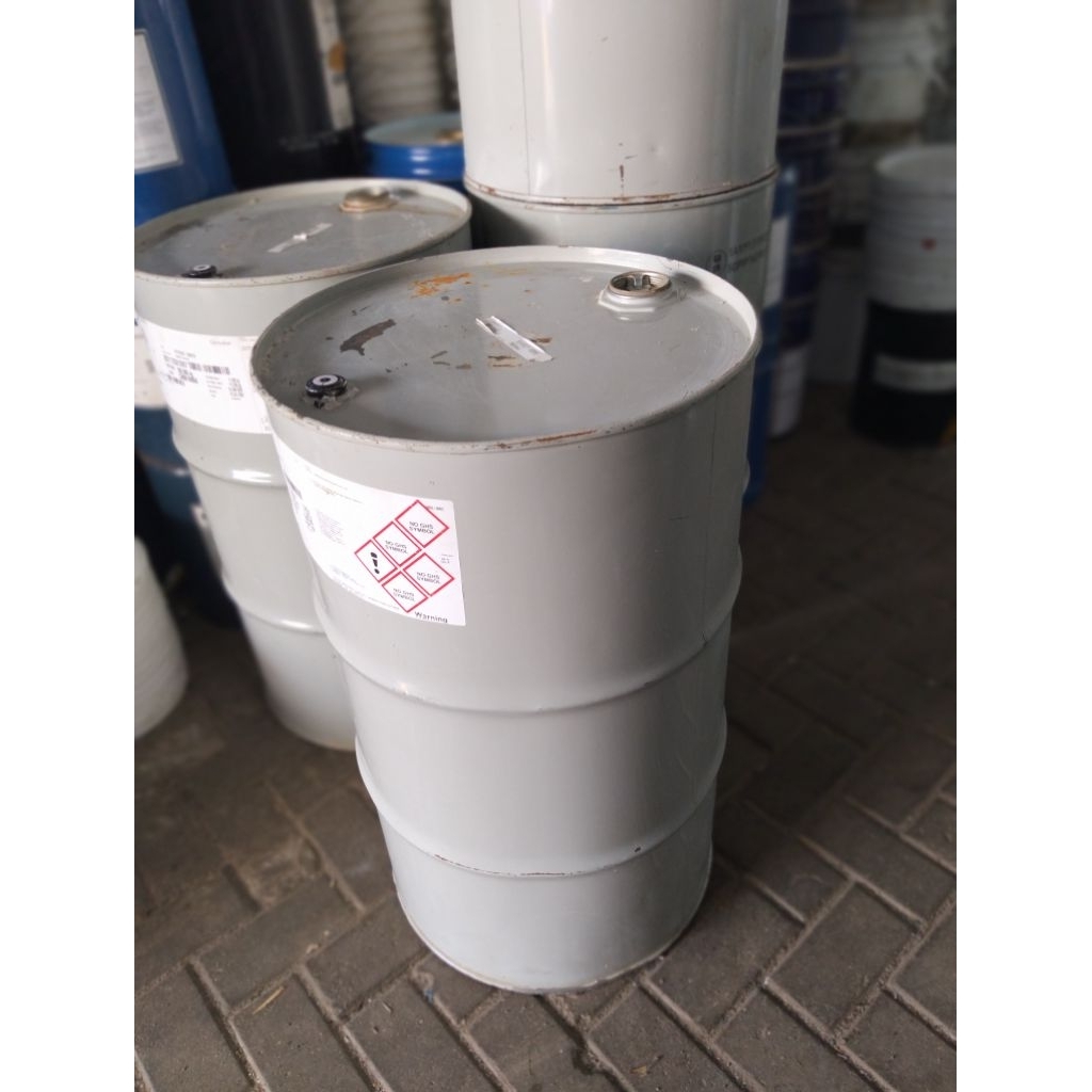 Drum besi 100 liter tutup kecil drat ulir