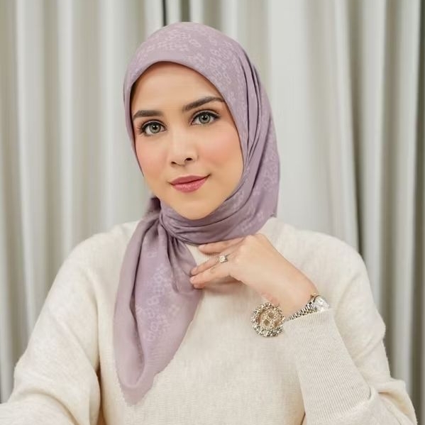 Monogram Scramble Aurora Buttonscarves Asli Baru