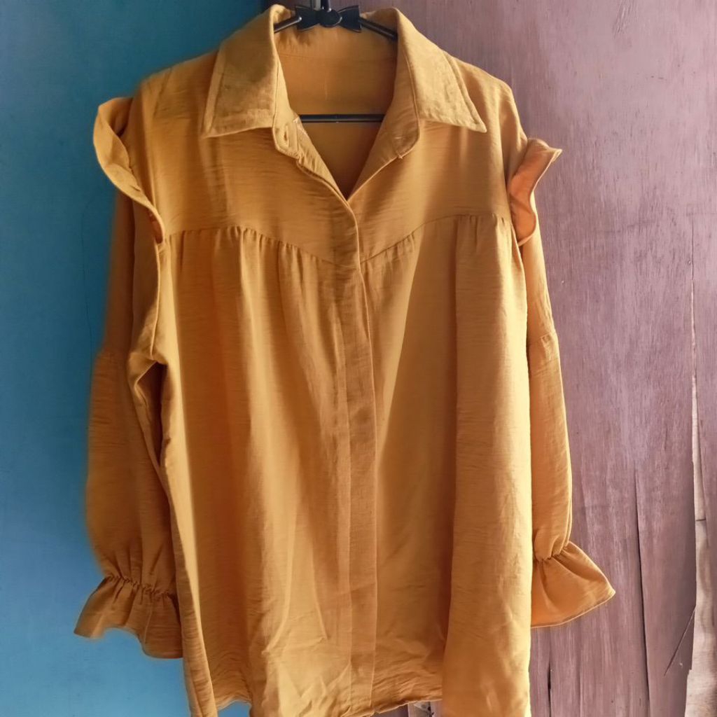 kemeja mustard