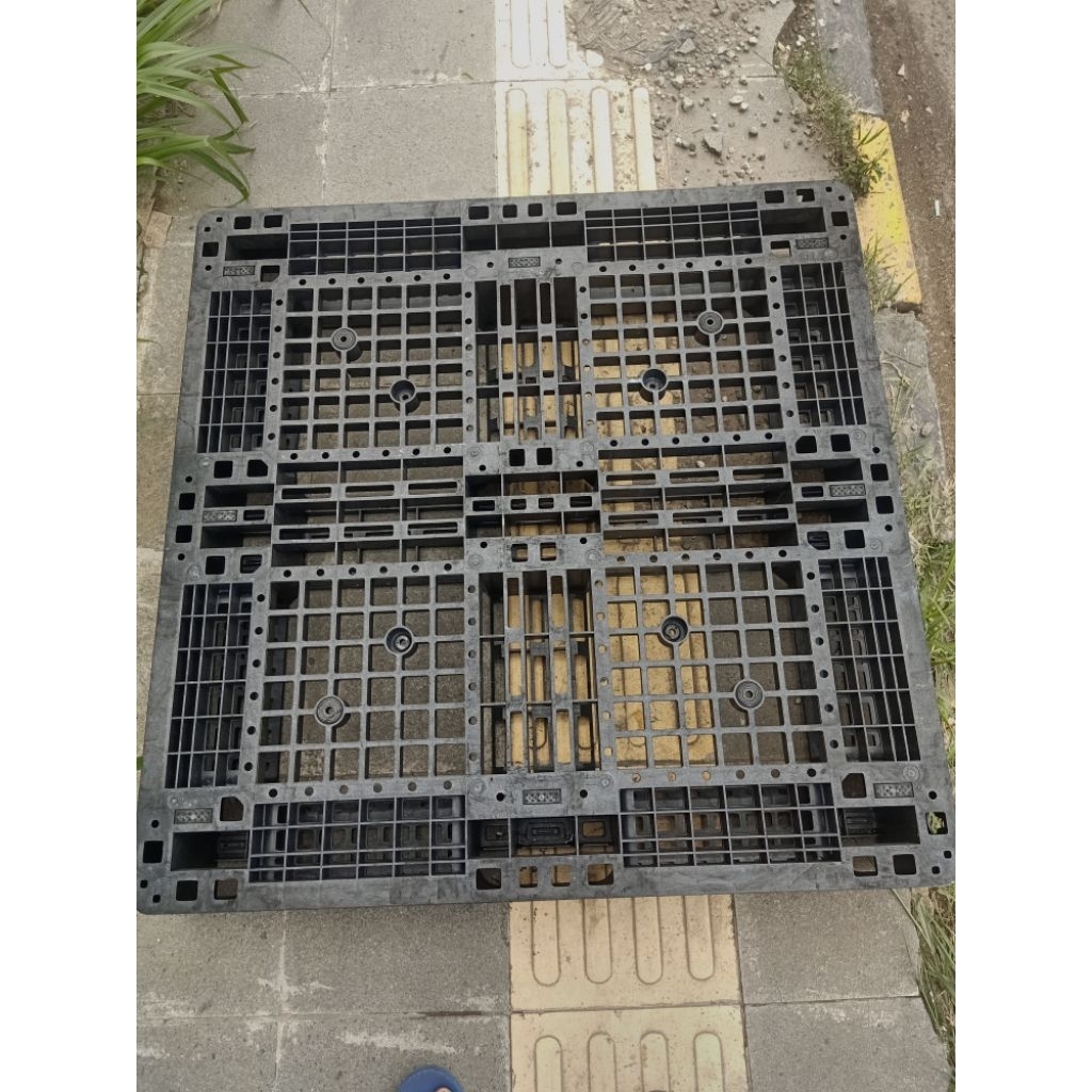 

palet plastik 100x100x15 jaring