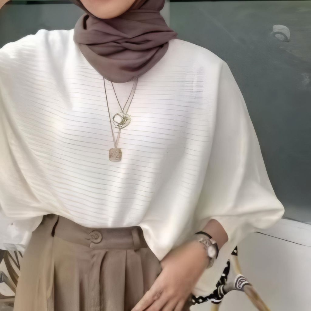 SWEATER RAJUT BATWING / ATASAN WANITA LASPERAL BATWING