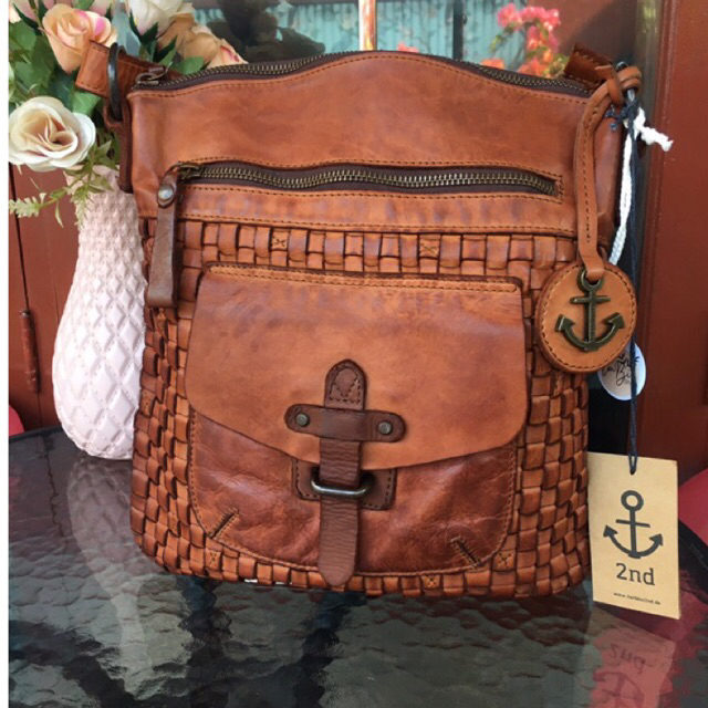 Tas Kulit New With Tag, 2nd Harbour Aurora Up Asli dari Jerman.