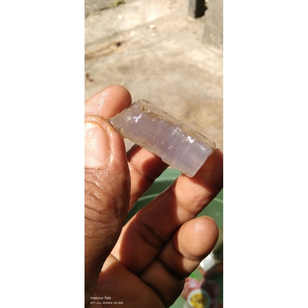 Batu bacan obi putih/white obi original pulau obi
