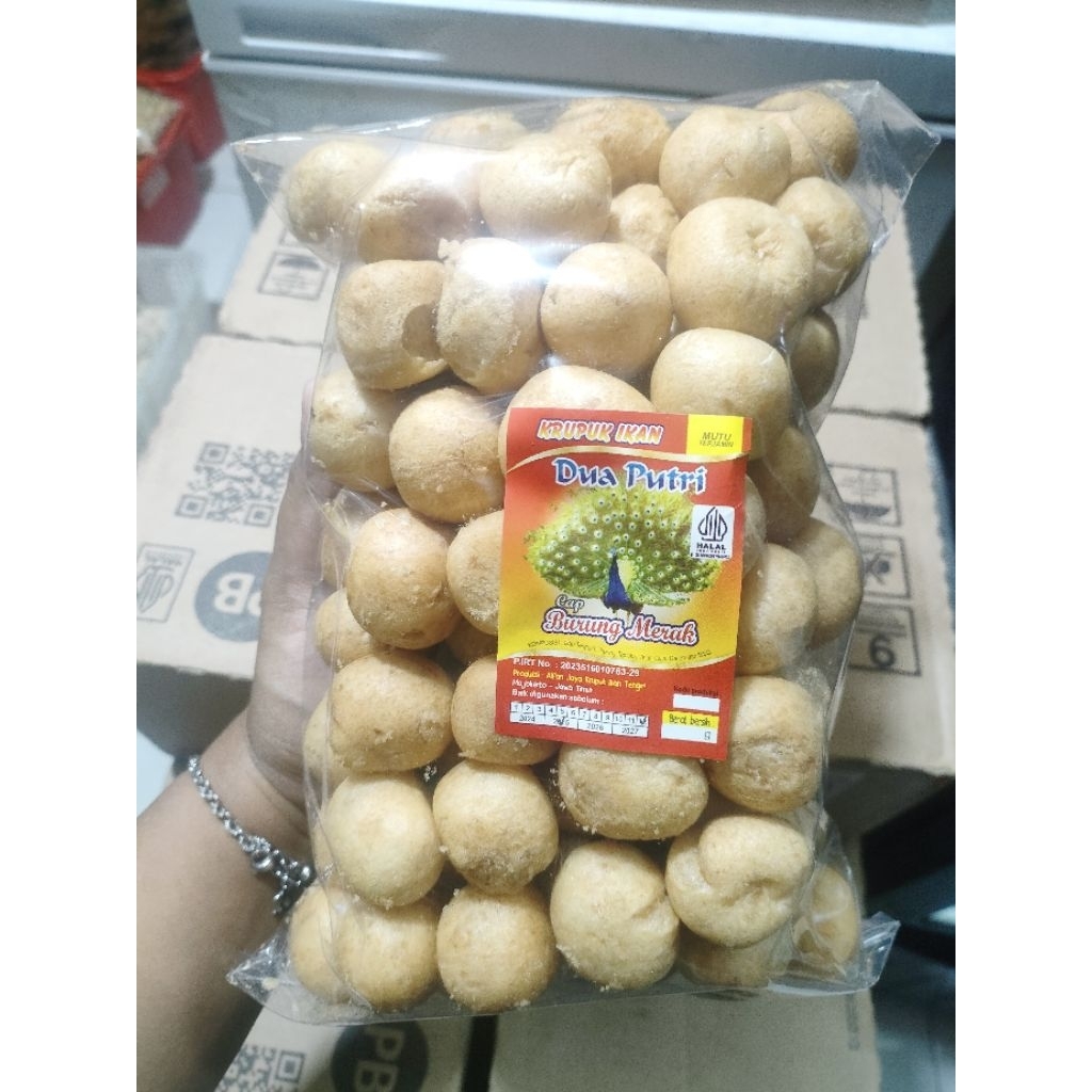 

Krupuk ikan dua putri gurih renyah