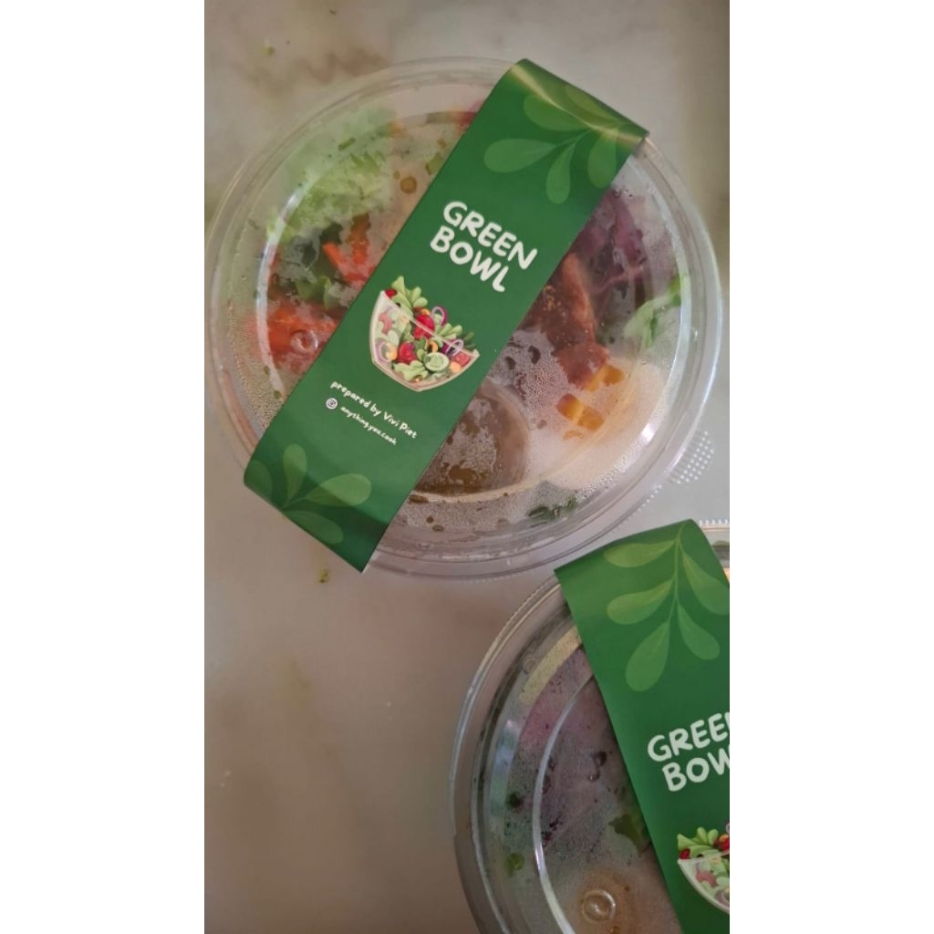 

Green Bowl Salad Premium