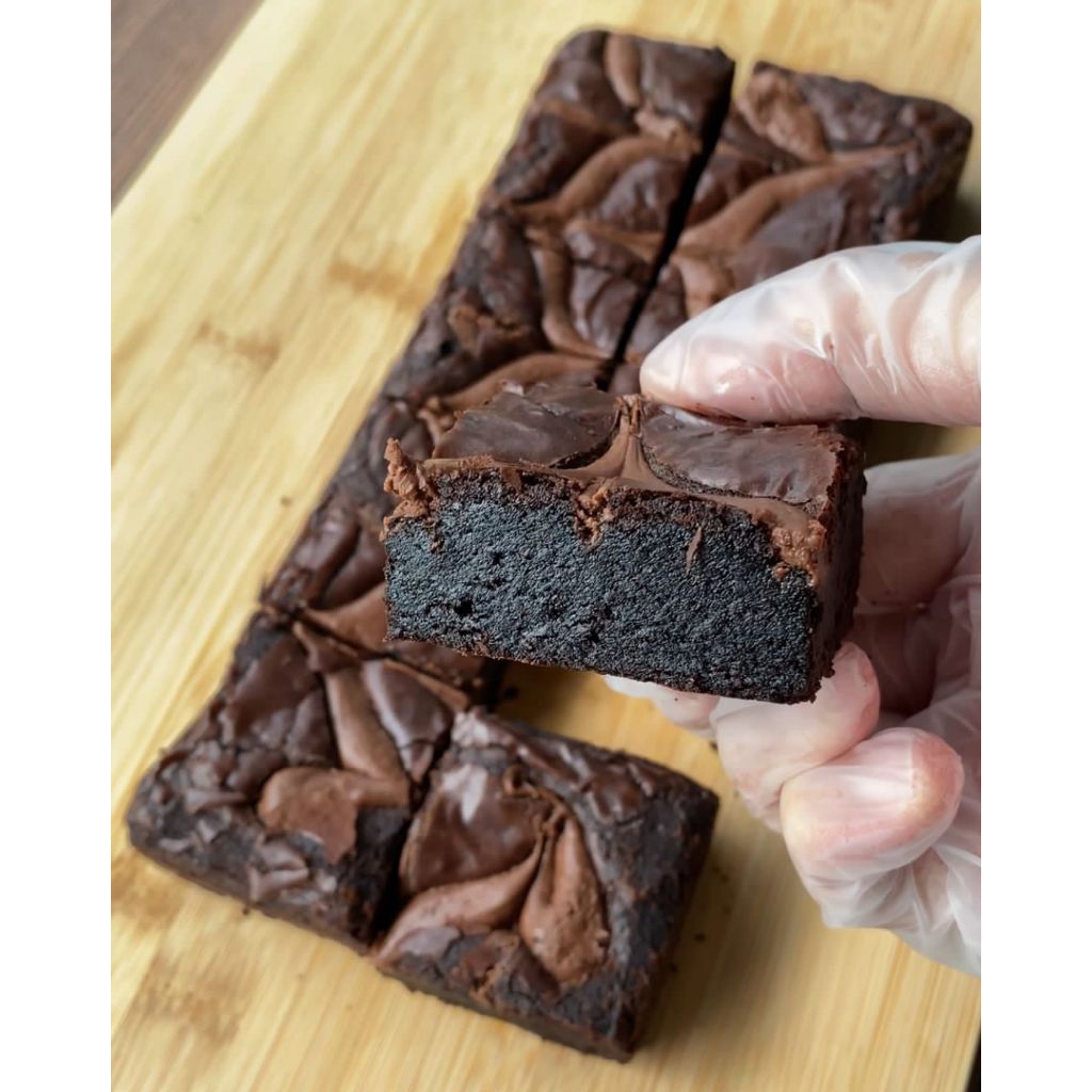 

[Diajeng Bakehouse] Brownies Nutella Uk. 22x10 cm | Brownies Panggang