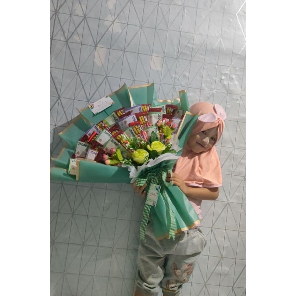 Buket uang costum 40 lembar/buket Snack/buket costum/ Bouquet uang/buket hadiah/money bucket/ jasa b