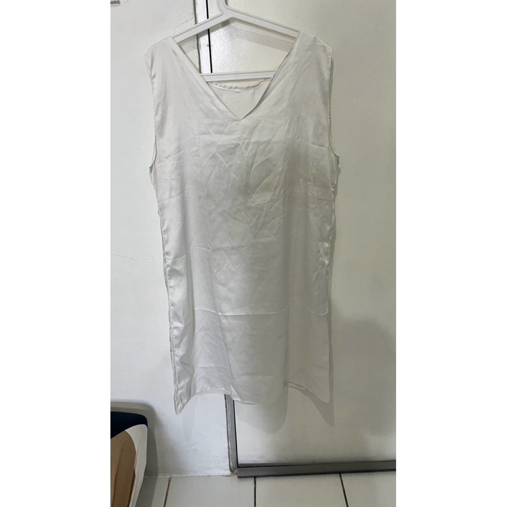 PRELOVED DRESS SATIN