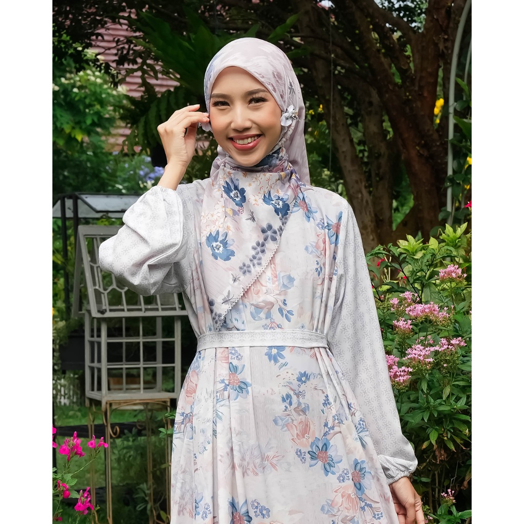 Mireya Series - Puru Kambera Signature Scarf