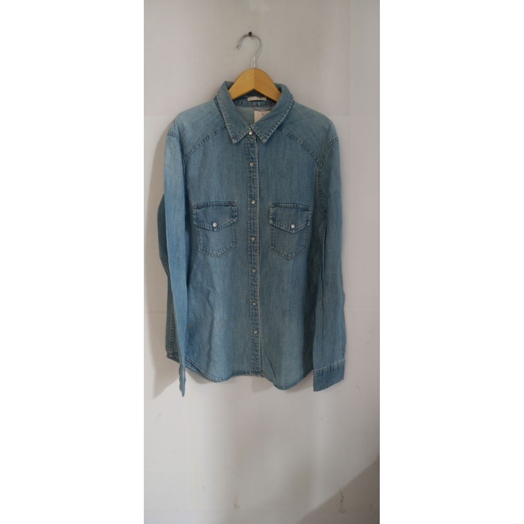 GU Uniqlo kemeja denim