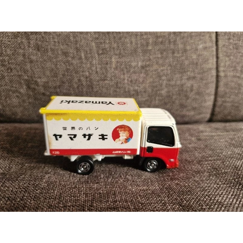 Tomica Yamazaki Delivery Truck no.49