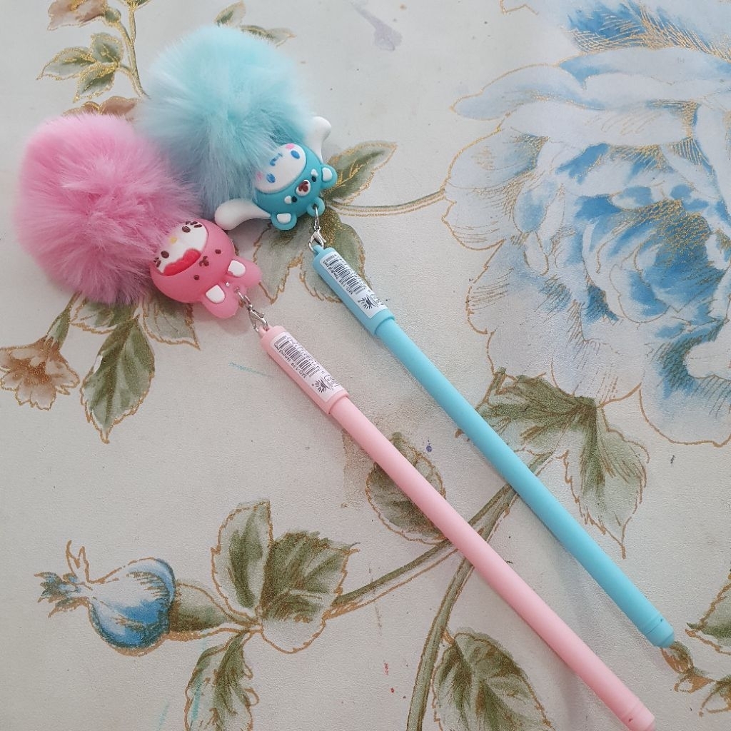 

pulpen pompom
