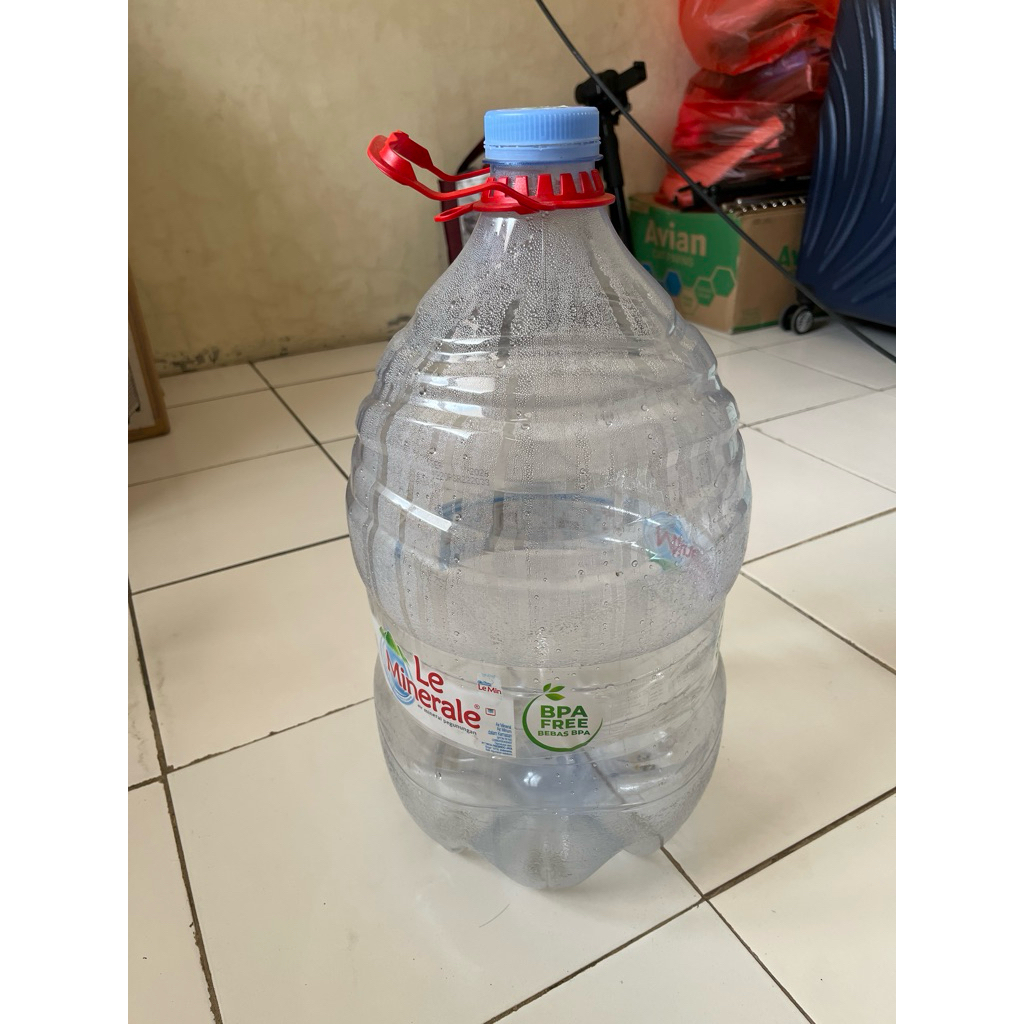 

galon kosong le minerale 15 liter