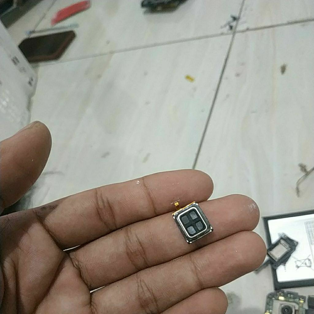 speaker bekas Infinix note 12