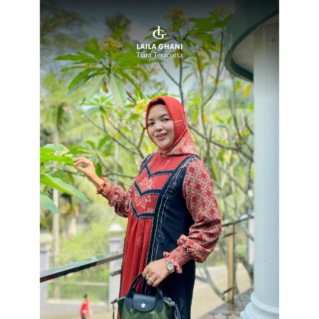 Tiara Series  by Laila Ghani Syari