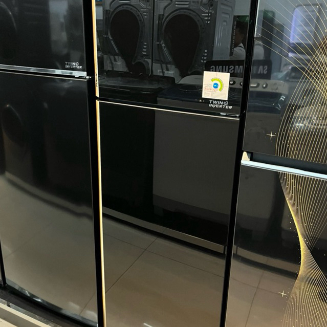 kulkas side by side polytron