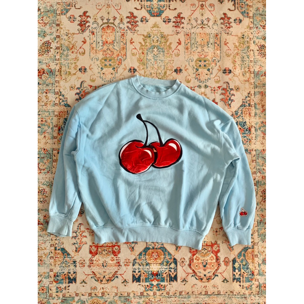 PRELOVED Kirsh Baby Blue Crewneck size 1