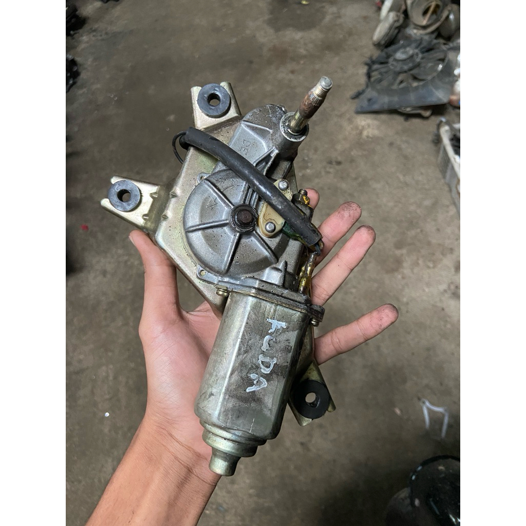 dinamo pintu bagasi xtrail t30