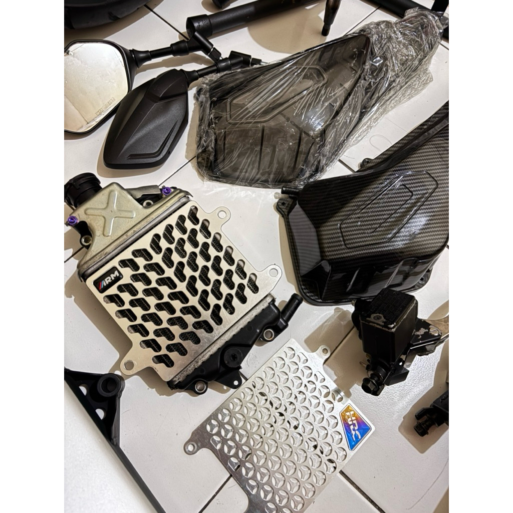 COVER RADIATOR ARUMI COVER RADIATOR HRC TITANIUM