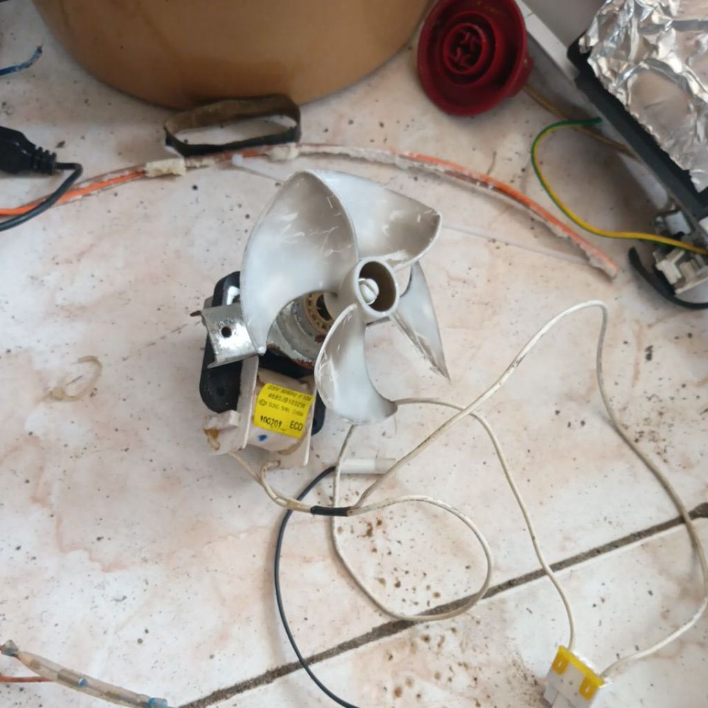 kipas kulkas lg 2pintu