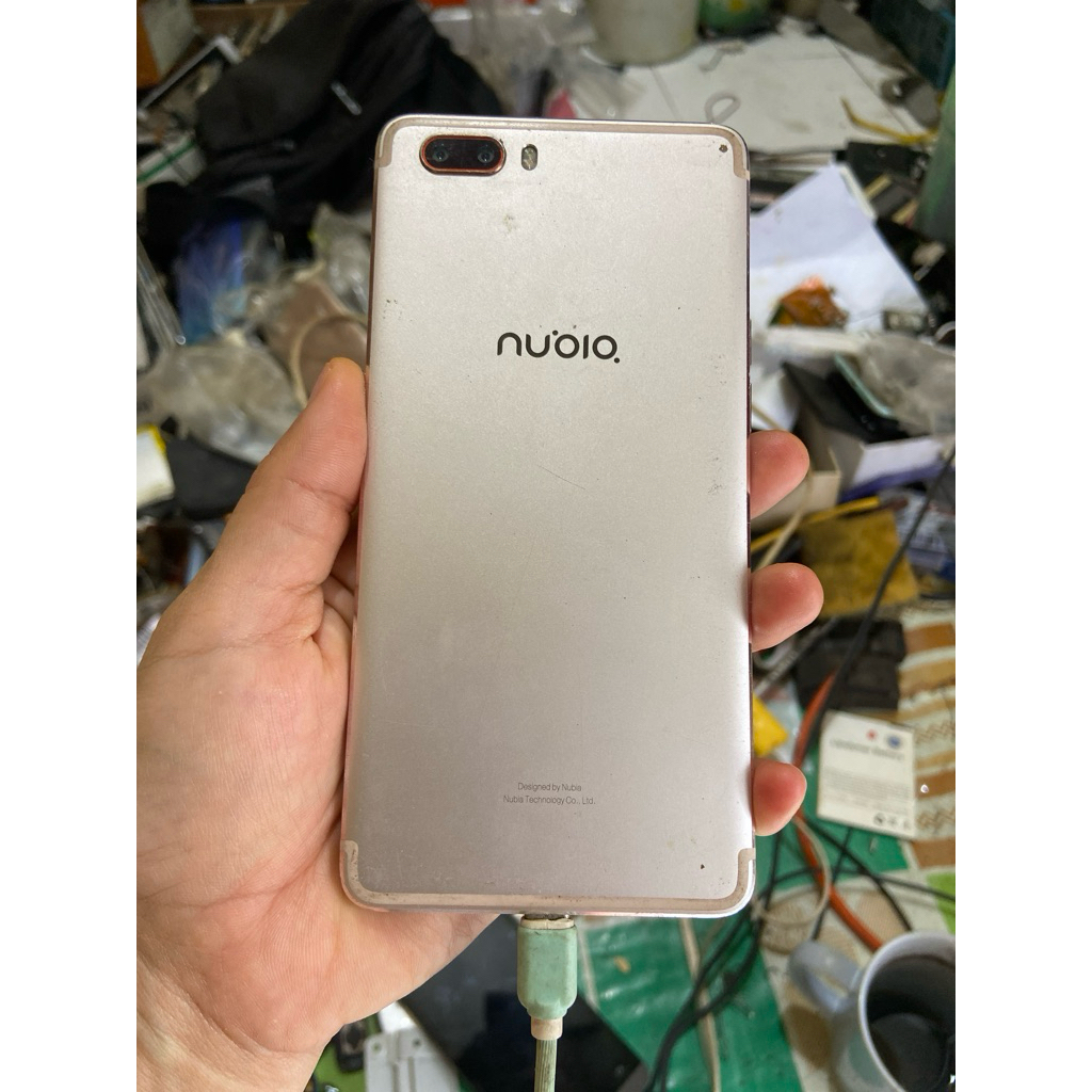 Nubia NX551J muluss pecah lcd