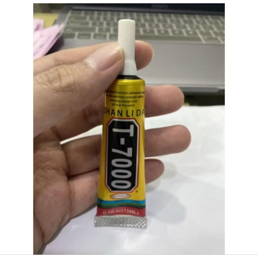 

LEM LCD TOUCHSCREEN T7000 HITAM 15ml