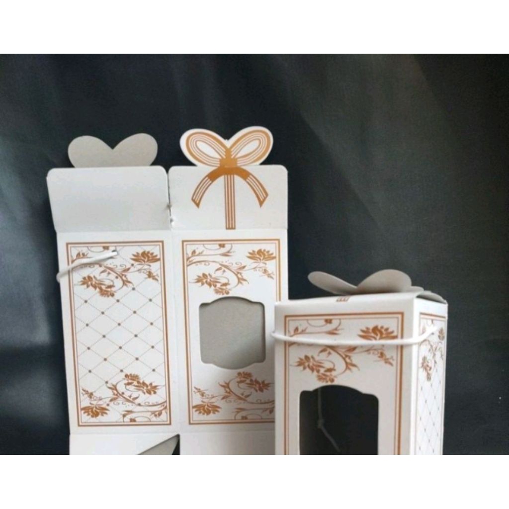 

50 pcs box souvenir untuk gelas sedotan