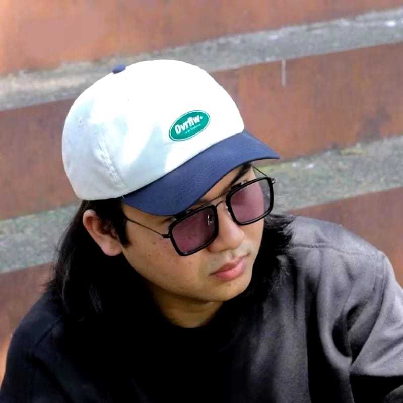 Topi Baseball Lidah Pendek Kombinasi Warna - Topi Short Visor Overflow Brand Lokal - Topi Snapback C