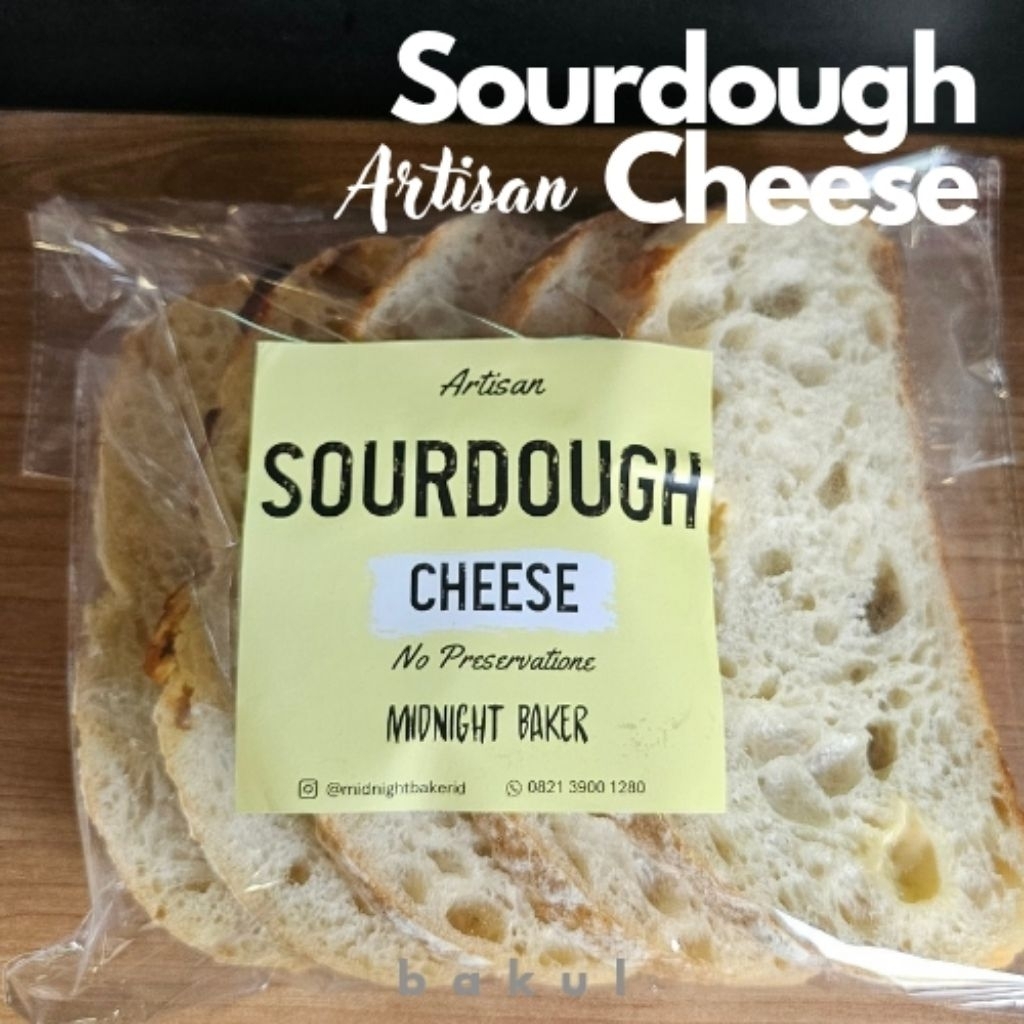 

Half Sourdough Artisan Chesse Midnight Baker