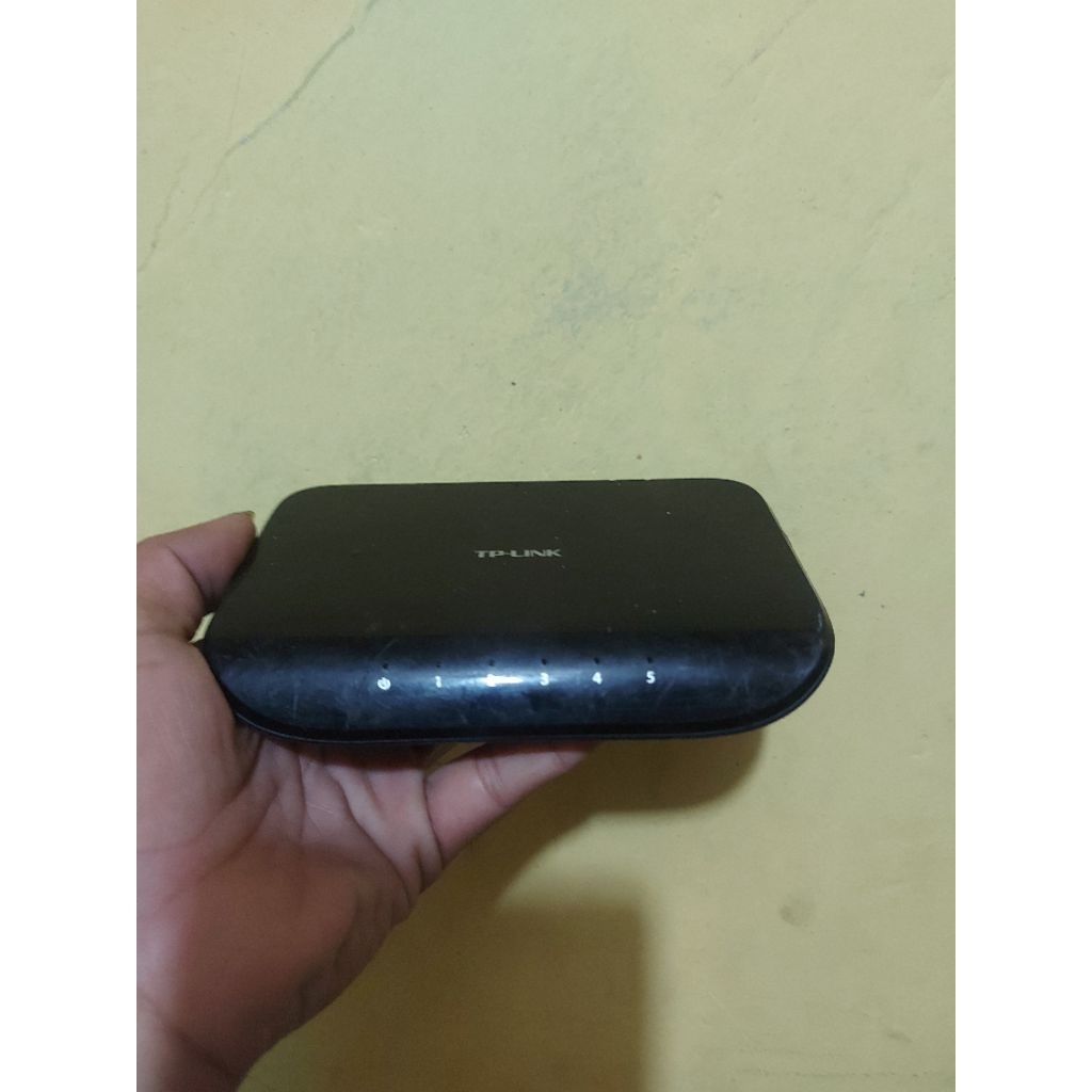 TP-LINK 5 port Gigabit Desktop Switch