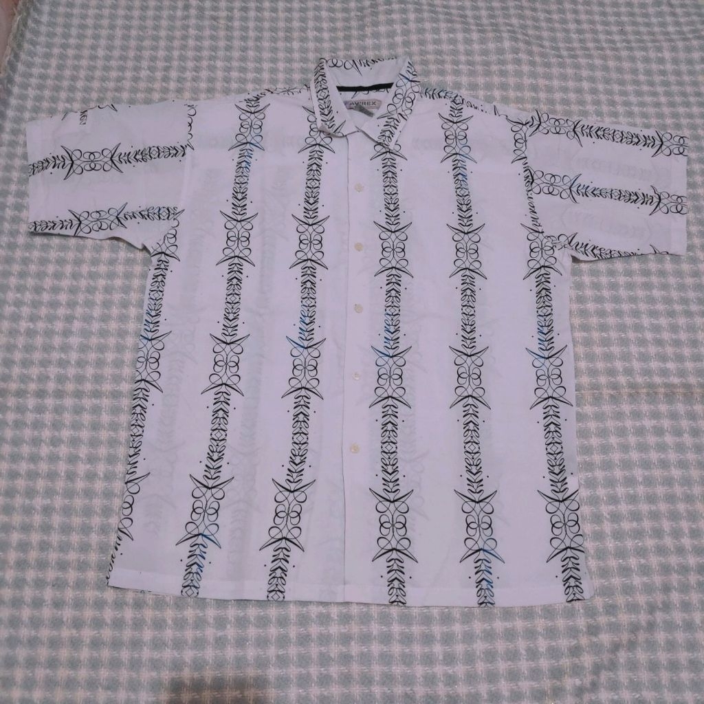 kemeja lengan pendek avirex motif size L