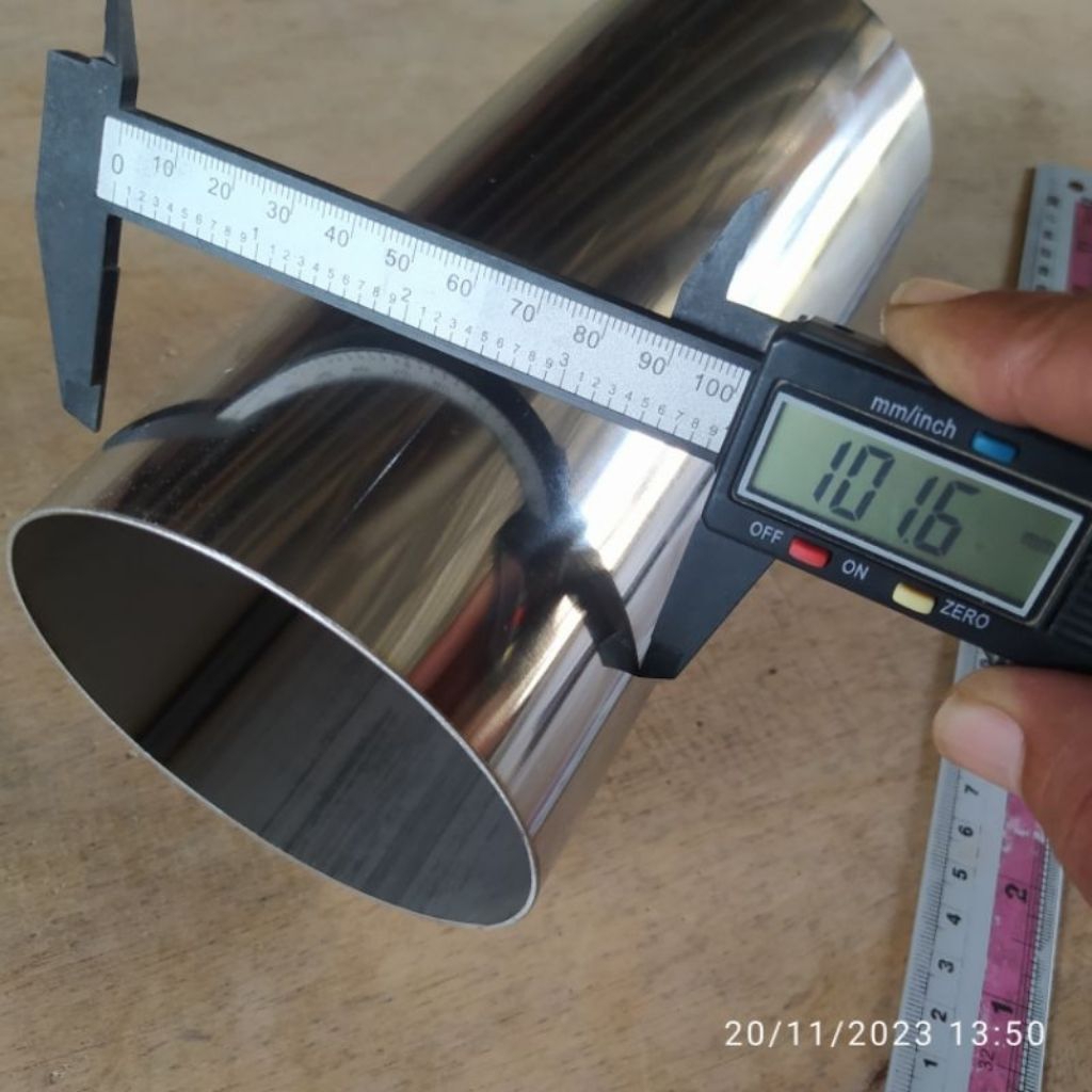 Pipa Bulat Stainless OD 101,6 mm Tebal 1,2 mm Panjang 89 cm