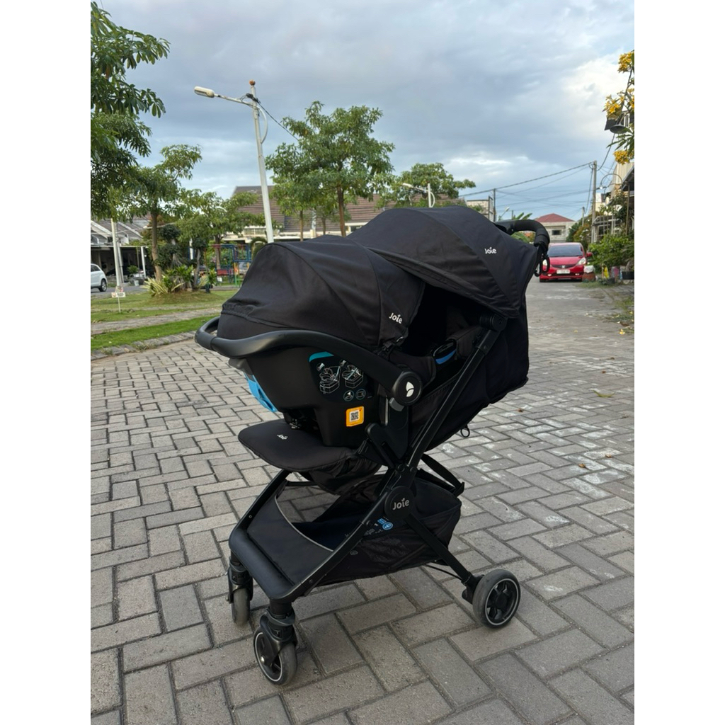 [PRELOVED] JOIE PACT TRAVEL SYSTEM + CARSEAT