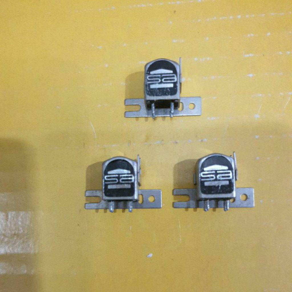 HEADSUPER METAL SA STEREO TAPE DECK & COMPO JVC - KENWOOD- POLYTRON - DLL