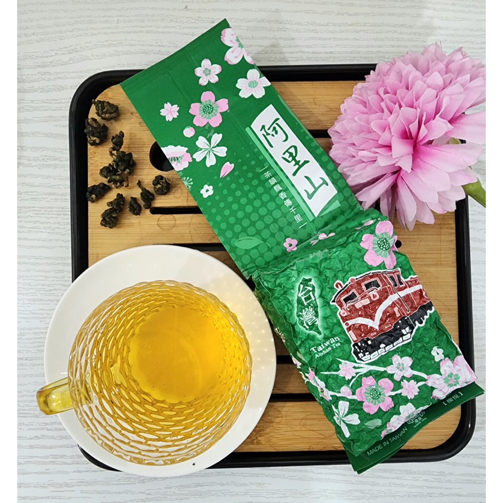 

Alishan Tea leaves Green