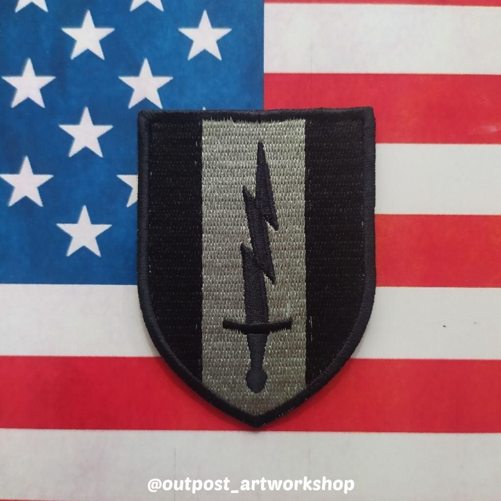 Patch 1st Signal Regulations Brigade BDE US Army Army Combat Uniform