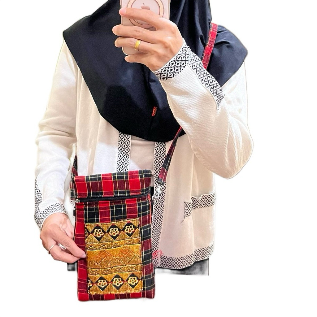 tas selempang untuk wadah hp tapis bordir motif padat