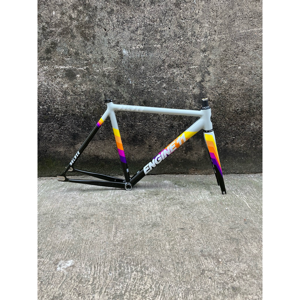 Frameset Engine11 Crit D Deluxe Edition